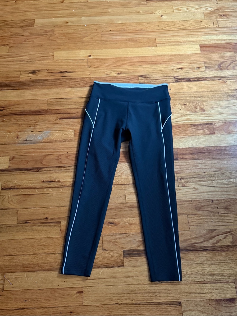 WILO Women’s High-Waist Performance Leggings – Size Large – Black - Picture 2 of 7